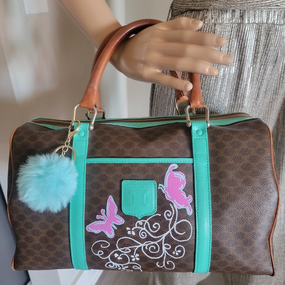 Firm✅️ Authentic Vintage Celine Handbag - Picture 4 of 17